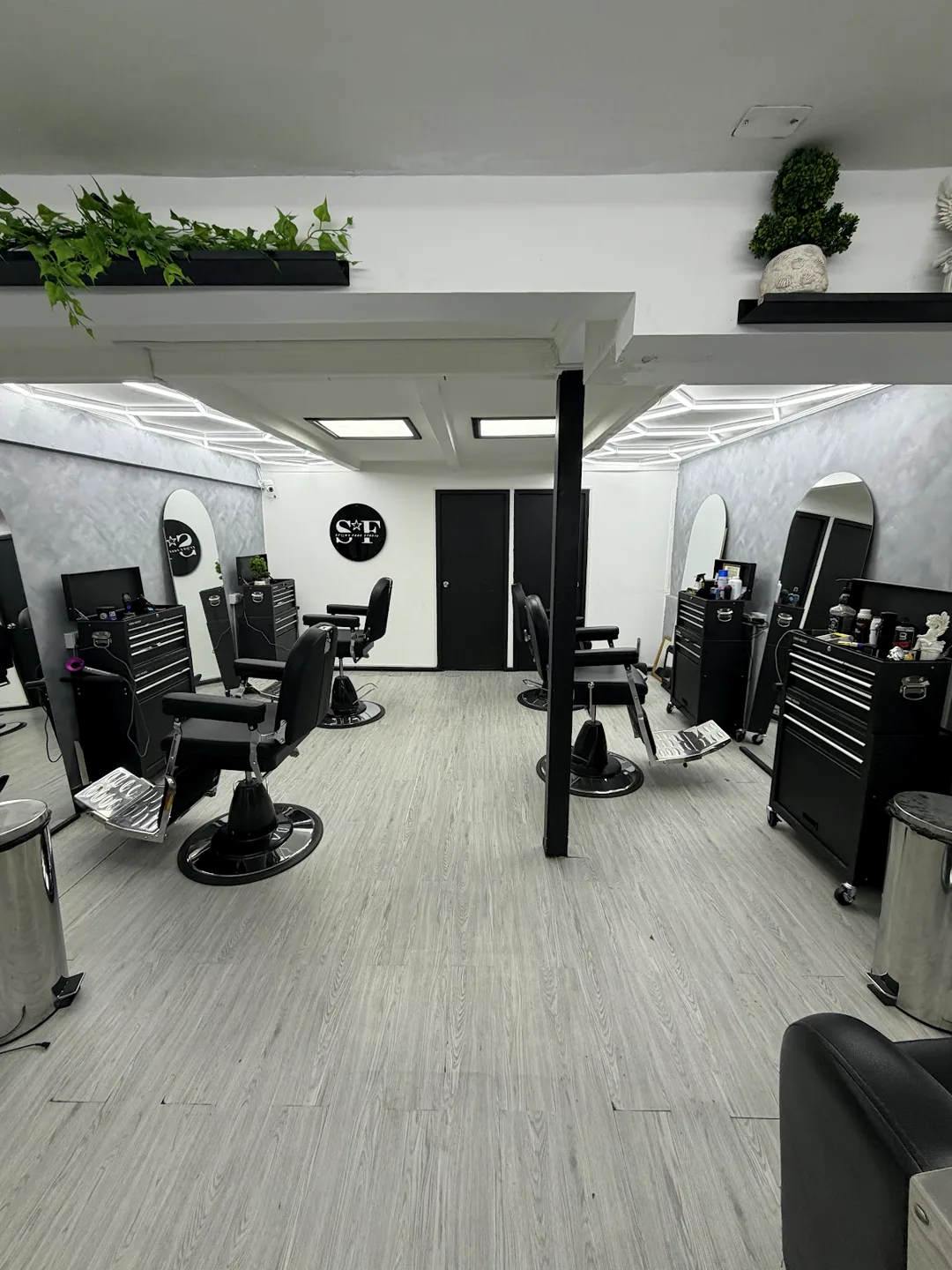 Interior de Stars Fade Studio